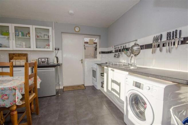 KITCHEN / DINER