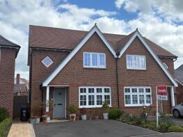 3, Birch Ground Close, Houlton, Rugby CV23 1DT