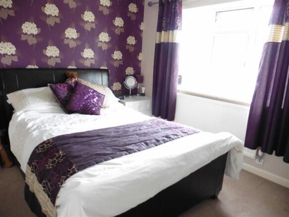Bedroom 1 (rear) with en-suite shower