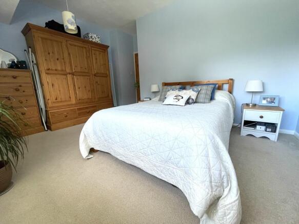 Main Bedroom Ward...