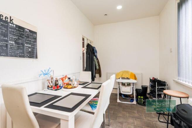 2 bed Semi-Detached for sale Image 5
