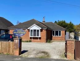 8, Fairlie, Ringwood BH24 1TS