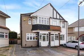 21, Kingswood Close, Dartford DA1 3AD