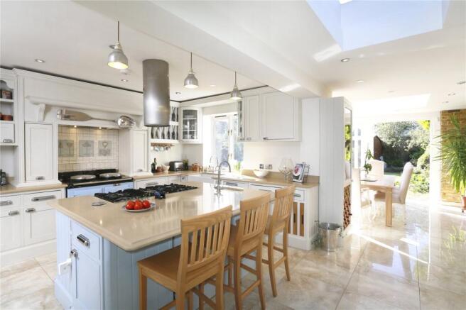 Kitchen/Dining Rm