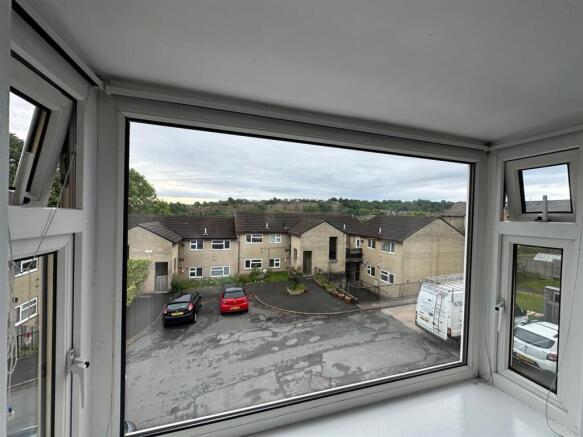 1 bed Apartment to rent Image 10