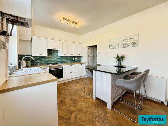 Rosemount Avenue, Barnoldswick, BB18 photo 4