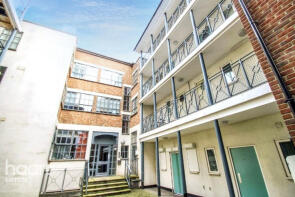 31, 25 Auction House Courtyard, John Street, Luton LU1 2JQ