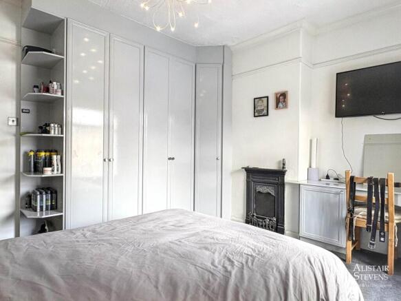 2 bed Terraced for sale Image 7