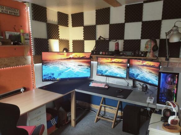 Photo 13
