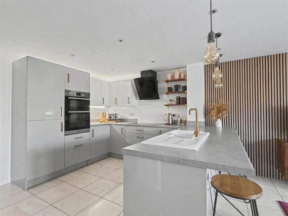 Kitchen/Diner/Family Room