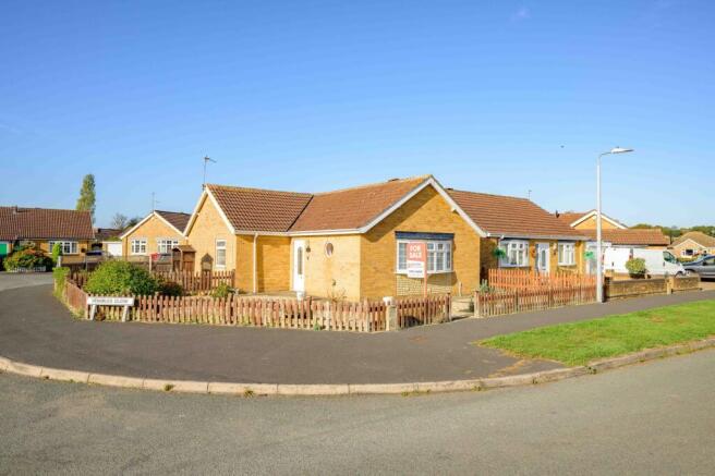 2-bed detached on Venables Close, Burgh Le Marsh, PE24, £220,000