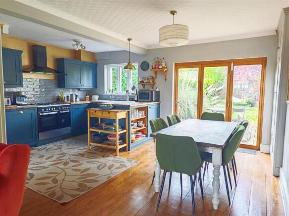 Kitchen_Dining area.jpg