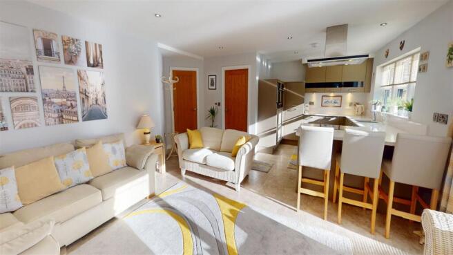 Dining Kitchen / Sitting