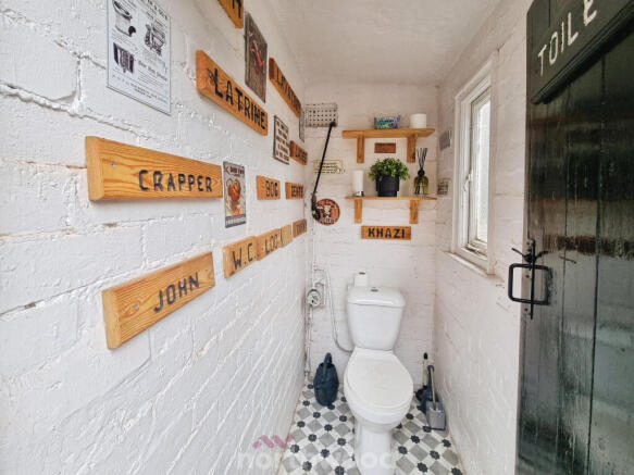 3 bed Semi-Detached for sale Image 12