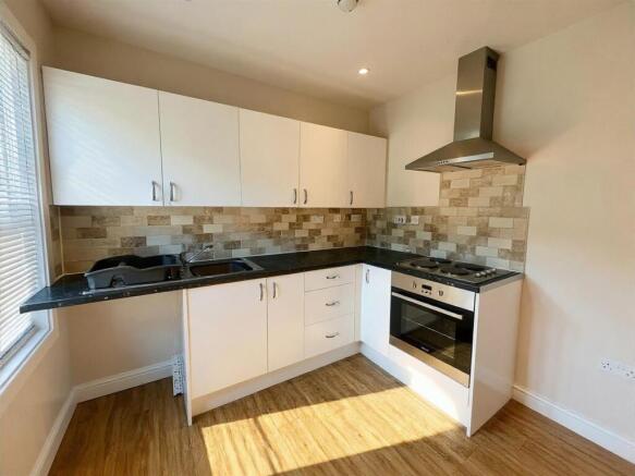 KITCHEN.jpg