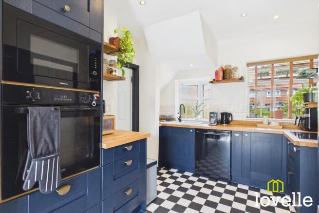 3 bed Semi-Detached for sale Image 6