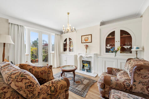 Queens Drive, Surbiton, KT5
