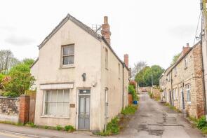 7, High Street, Cam GL11 5JZ