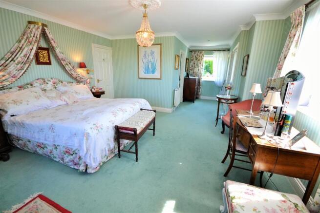 Master Bed (View 2)