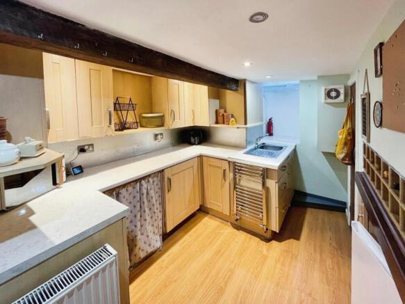 2 bed End of Terrace for sale Image 8