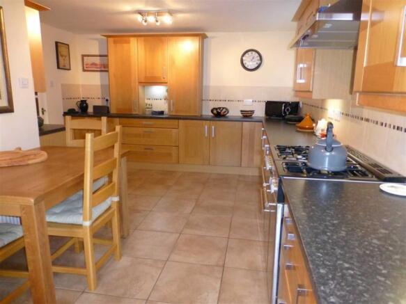 Kitchen/Breakfast Ro
