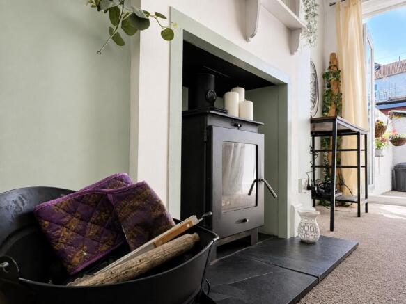 3 bed Town House for sale Image 7