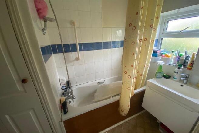 Bathroom 151020