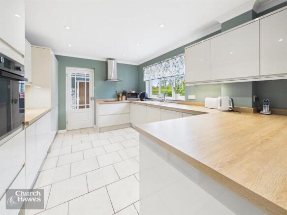 Kitchen.jpg