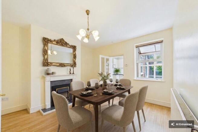 Dining room (potential)