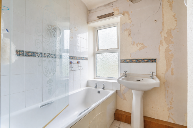 3 bed Town House for sale Image 8