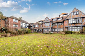Flat H, Tudor Hall, Branksome Park Road, Camberley GU15 2AE