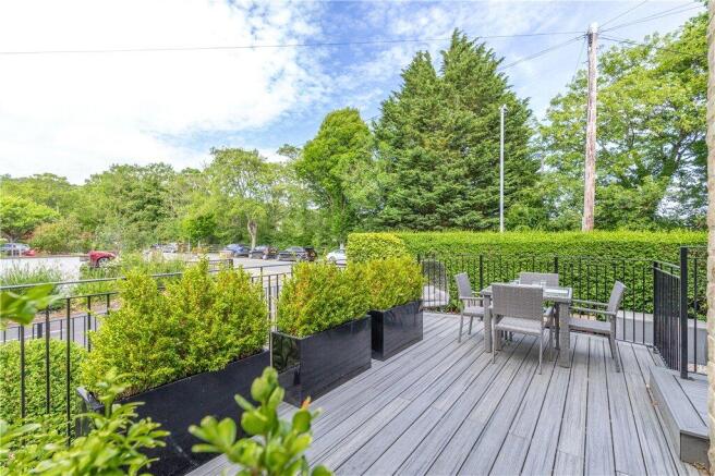 2 bed Apartment for sale Image 10