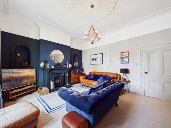 3 bed Semi-Detached to rent Image 7