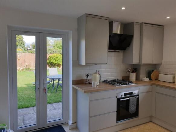 Kitchen rm.jpg