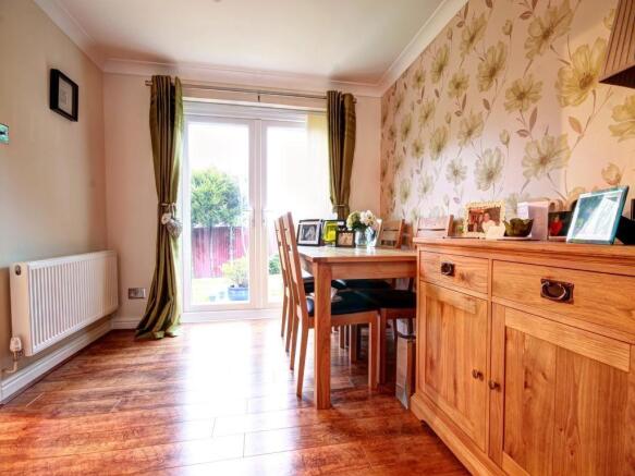Living Room / Dining Room
