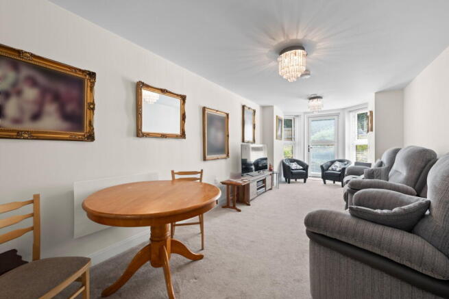 1 bed Retirement Property for sale Image 10