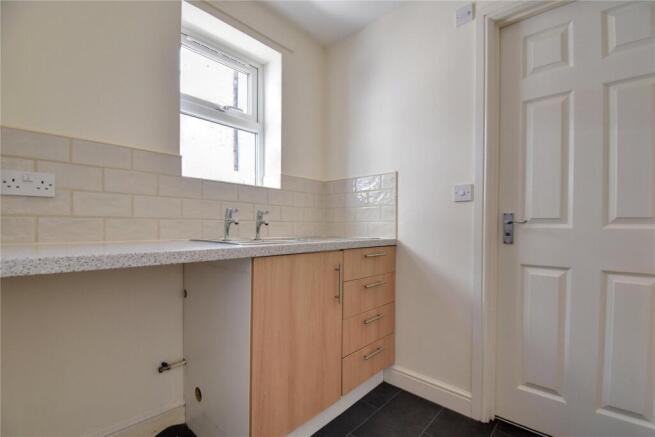 2 bed Terraced for sale Image 5