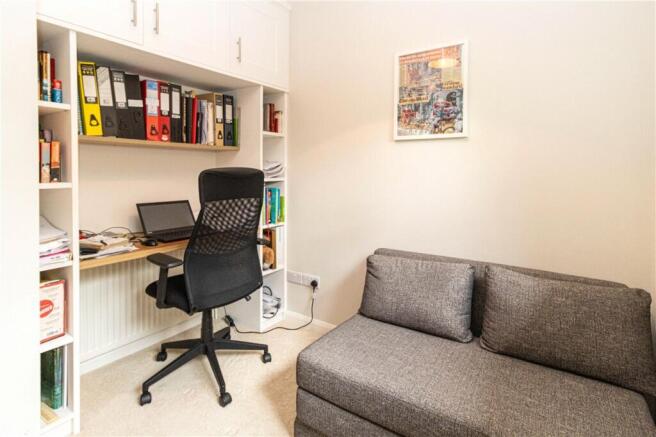 Bedroom/Study