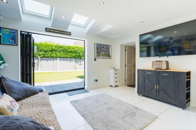 3 bed Detached for sale Image 9