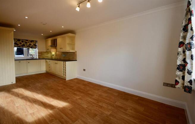 Kitchen/Dining