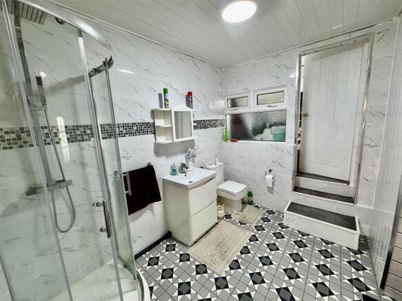 G/F Bathroom