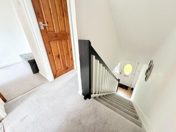 2 bed Town House for sale Image 10