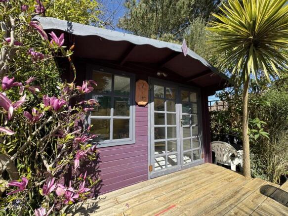 SUMMER HOUSE