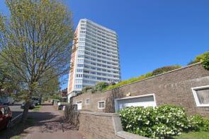 2d, 16 South Cliff Tower, Bolsover Road, Eastbourne BN20 7JN