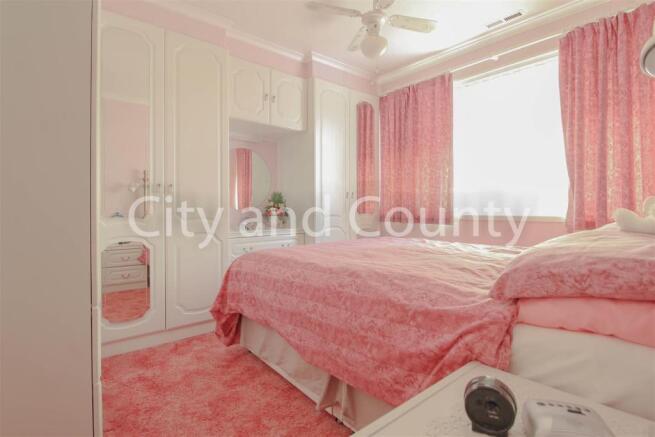 Bedroom One.jpg