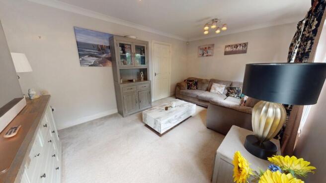 4 bed Semi-Detached for sale Image 10