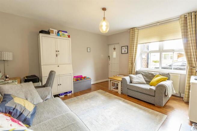 Lounge/Sitting Room