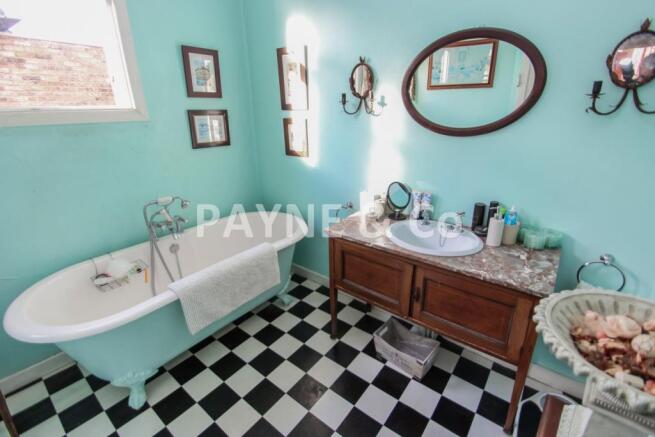Photo 13