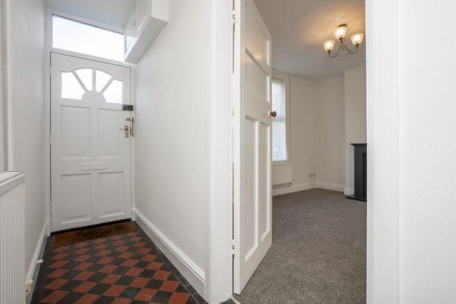 Done-12 (Large) - 3 bedroom end terraced at Meyn