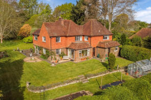 Nutfield, Petworth Road, Witley, Godalming GU8 5PH